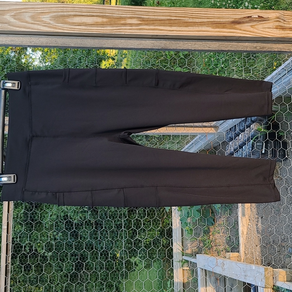 POP Fit Capri leggings